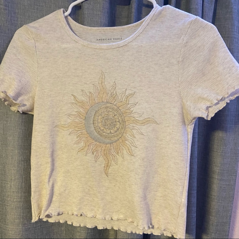 American Eagle/Medium/ Crème color/sun/moon design